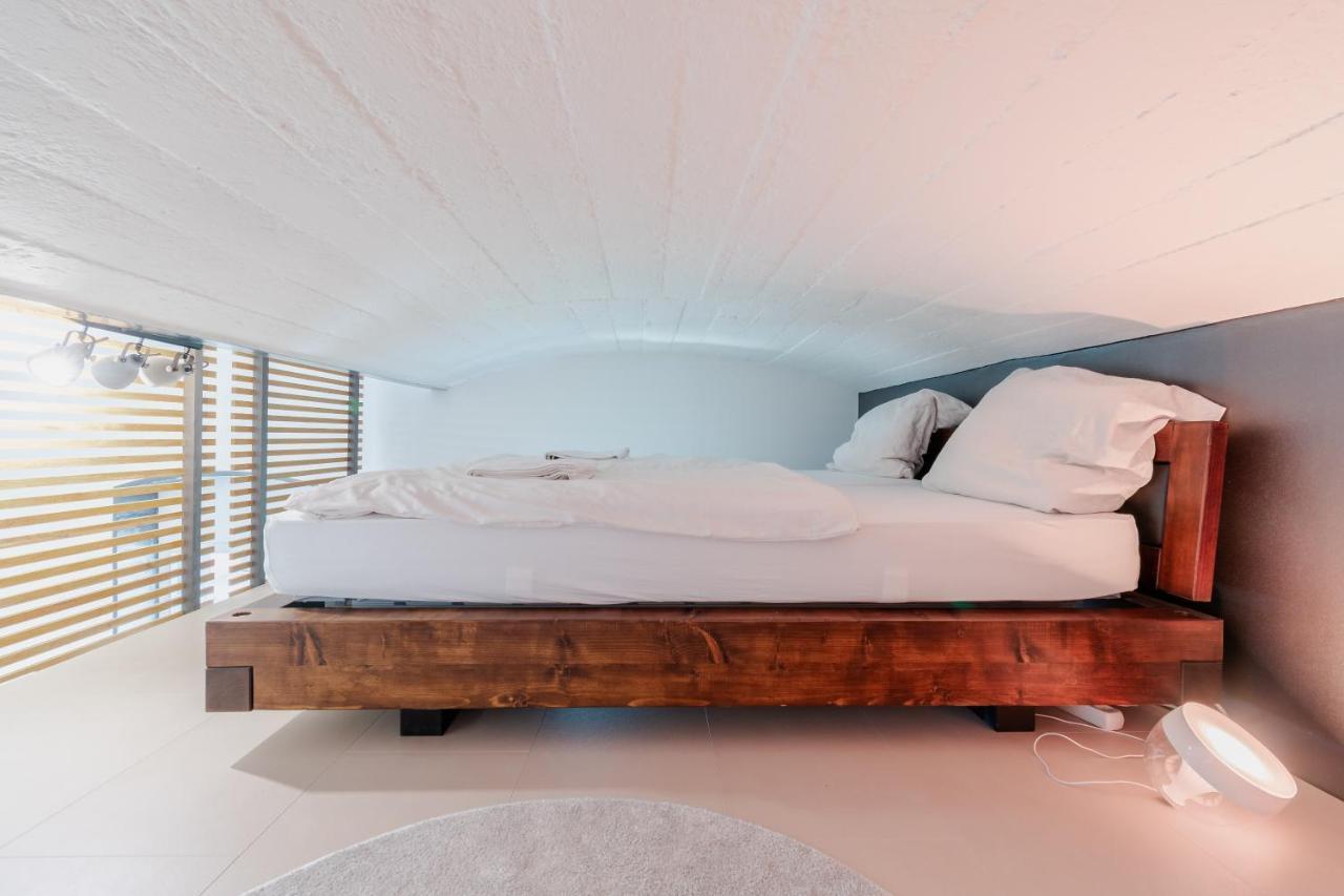 Homebydoni - Kueche I Terrasse I 500 Mbits Wifi I Design Loft Nahe Rmcc & Staatstheater Βιζμπάντεν Εξωτερικό φωτογραφία